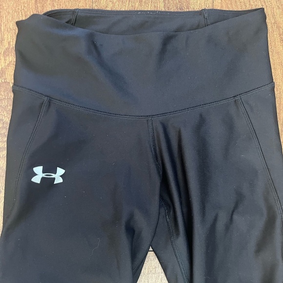 Under Armour compression leggings women 2 pairs Sz small full & crop length - Picture 6 of 13